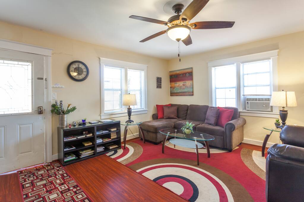 Spacious Living room