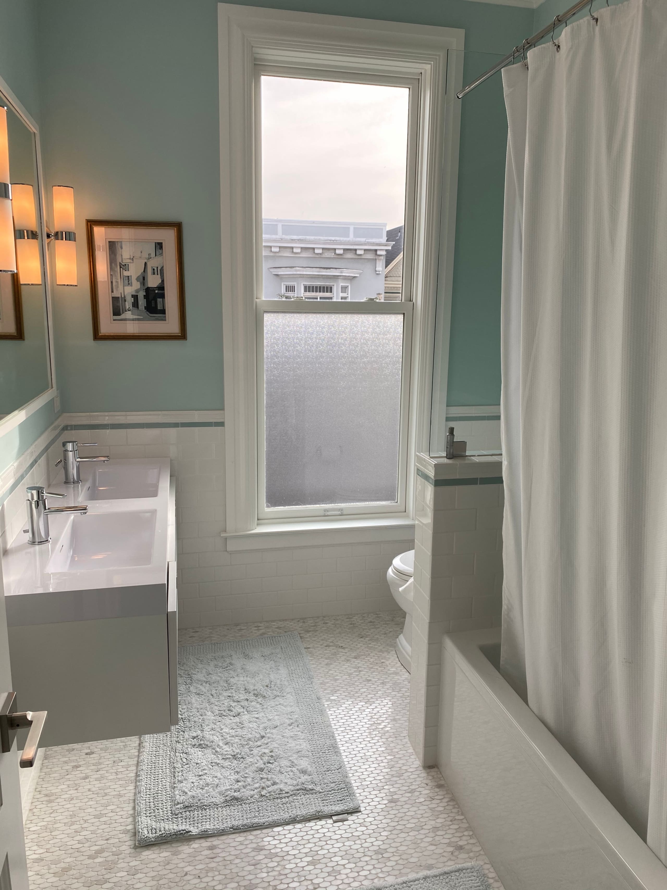Home in San Francisco · ★4.91 · 4 bedrooms · 4 beds · 3.5 baths - Image 9