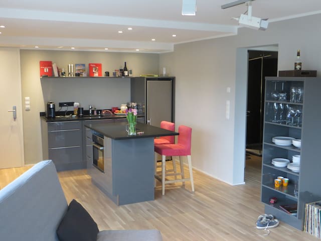 Modernes 2 Zi. App. in Bonn