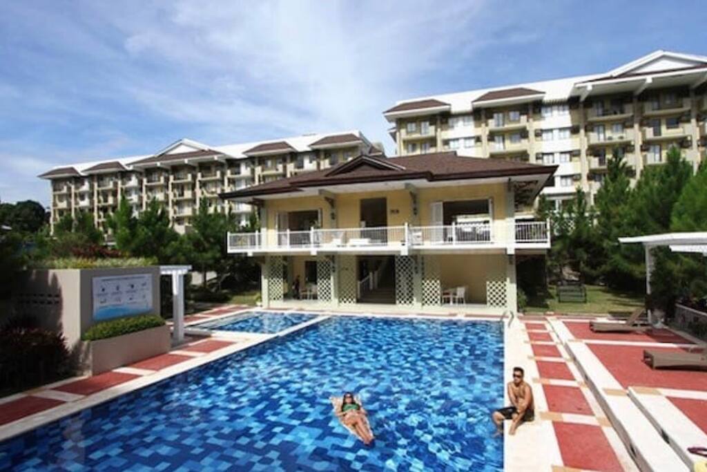 Wakefield Manor - a multifunction hall by the pool area