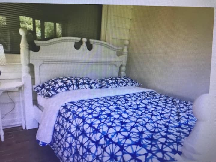 غرفة النوم رقم1