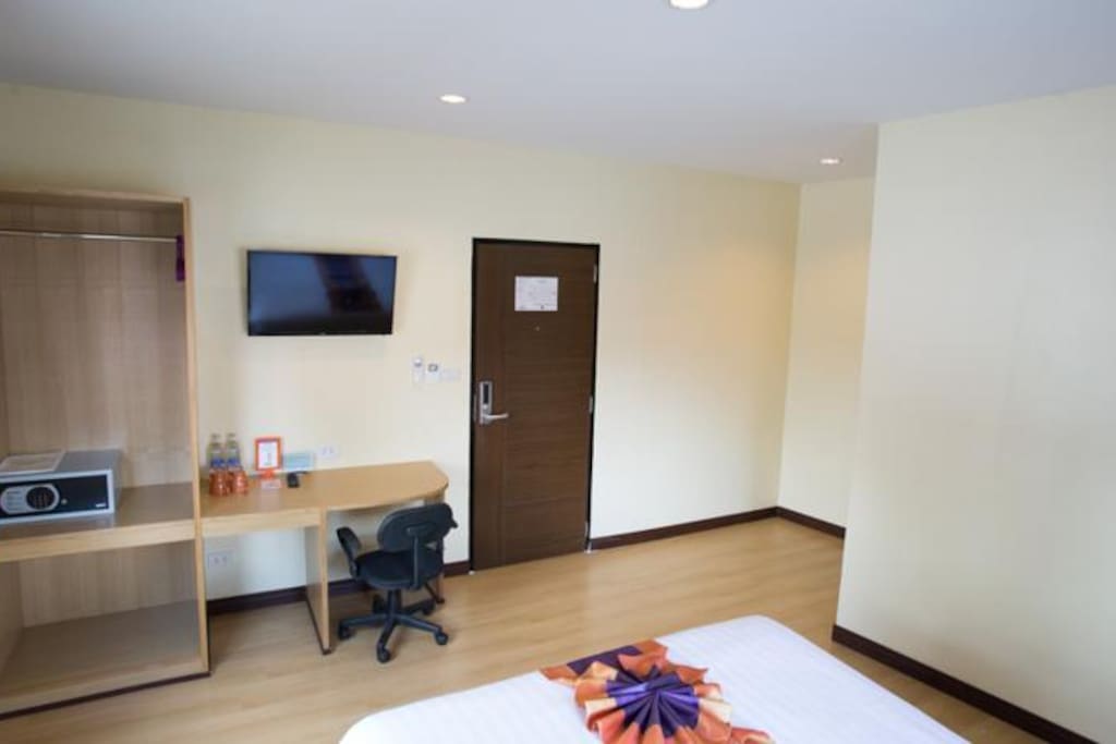 Fully Equipped Bedroom