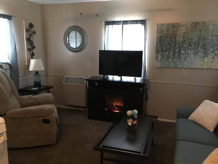South Hutchinson Vacation Rentals & Homes Kansas, United States Airbnb