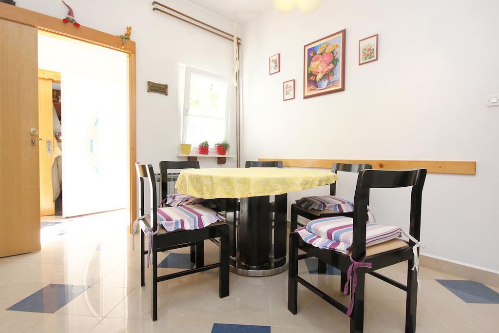 Dining room, Surface: 9 m²