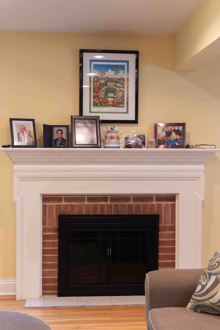Go Irish! 6 Bedrooms. 11 Min Walk To Nd Stadium - South Bend, IN