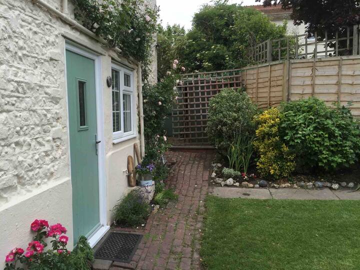 10 Best Airbnb Vacation Rentals In Rottingdean, UK Updated 2024 Trip101