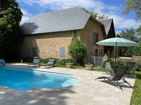 The house of birds. Charming home