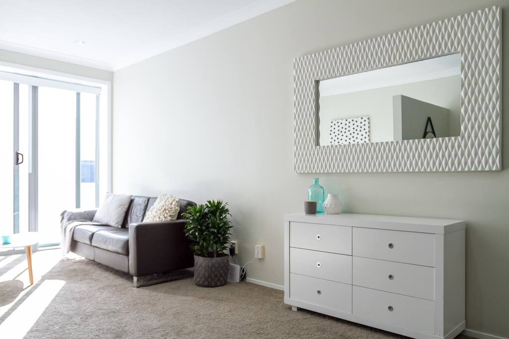 Spacious sunny north facing lounge, plenty of storage.