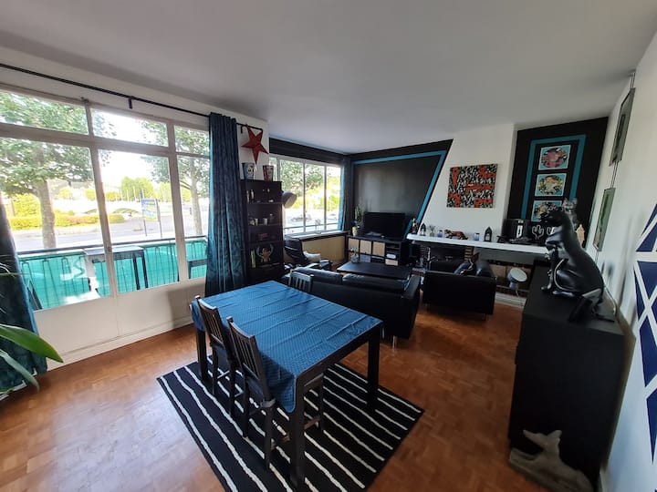 Appartement Spacieux Avec Parking Quai De Seine - Ruan
