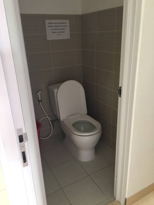 Kamar Mandi Dalam
