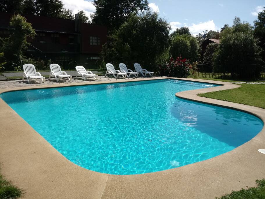 Hermosa piscina