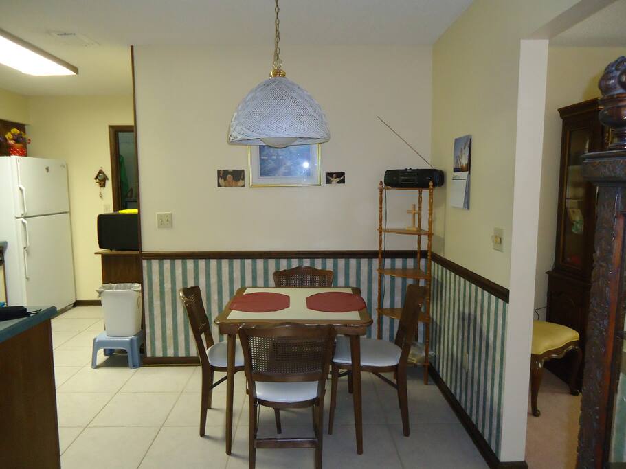 Small eat in kitchen adjacent to formal dining room - This is the only common area and there is a lock on the door that goes into your living room (to the right). I do not have access to your unit when this door is locked. I am rarely at the house. I travel for work. I will notify you by text message if I am in town. But I do not expect to be staying at the house on a regular basis. So basically you have the whole house to yourself. When I do come in, it is through the garage, and kitchen, into my own private unit in the house (opposite where the kitchen table is).