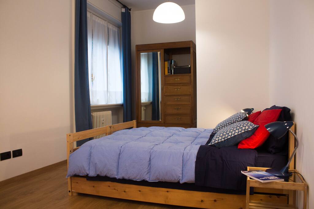 2 persone, 1 letto matrimoniale
