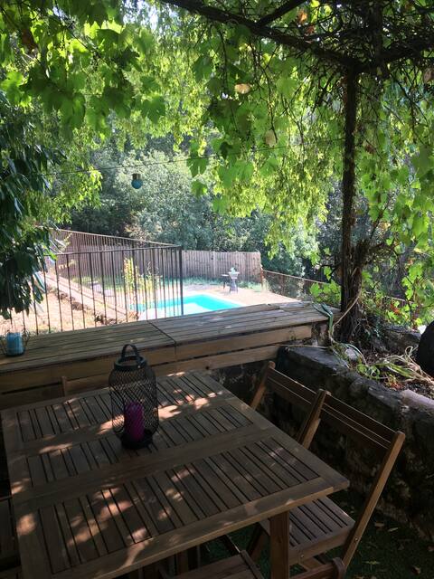 HOUSE WITH SWIMMING POOL AT THE FOOT OF THE CEVENNES