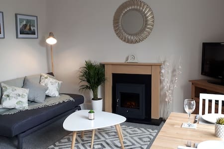 City centre flat near River Ness - Free Parking