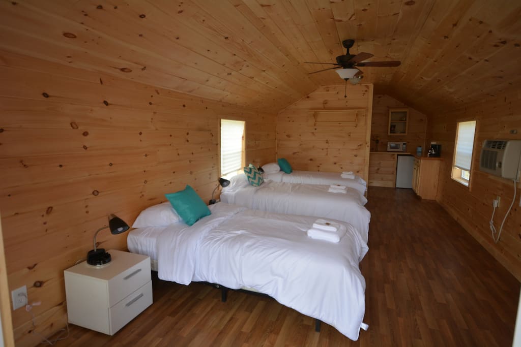3 Cottages with 3 single beds