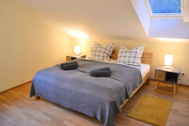 Chumba cha kwanza cha kulala