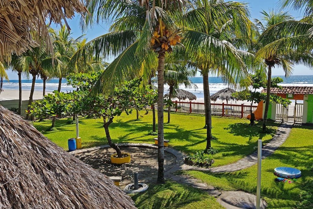 Casa de Playa Bosque de Mangle en Playa El Espino - Casas en alquiler