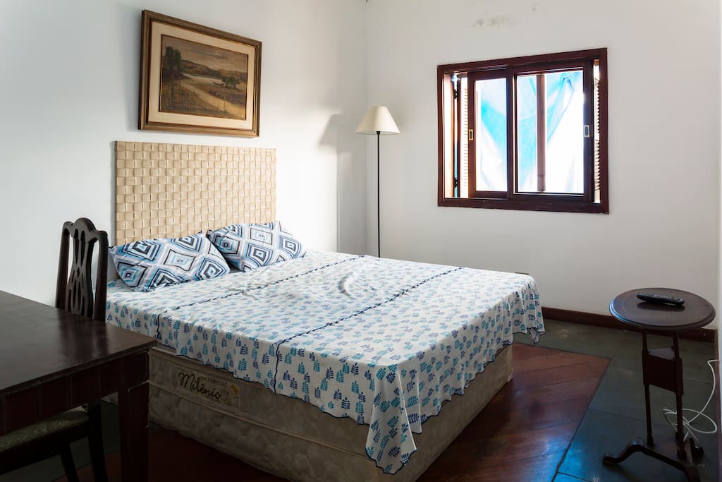 Quarto Amplo