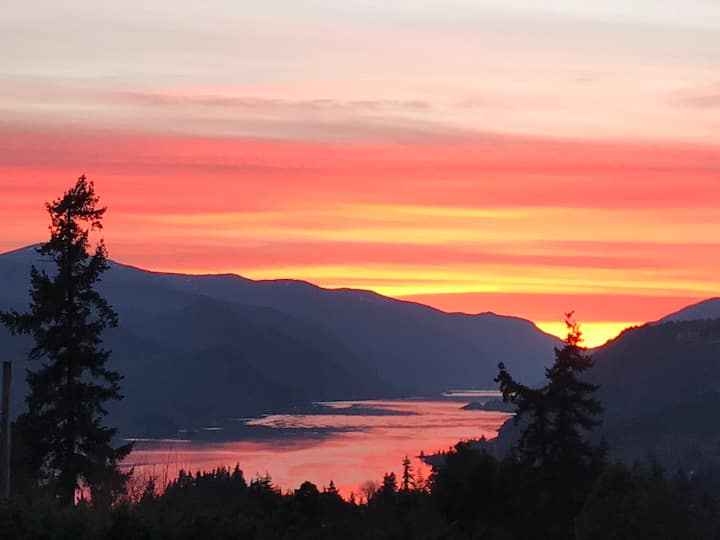 White Salmon Vacation Rentals & Homes Washington, United States Airbnb