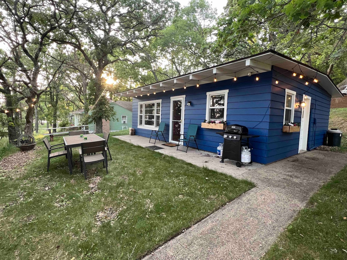 Adorable West Battle Lake Cabin Cabins for Rent in Battle Lake