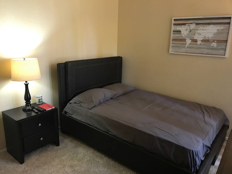 Queen Bed (BRAND NEW)