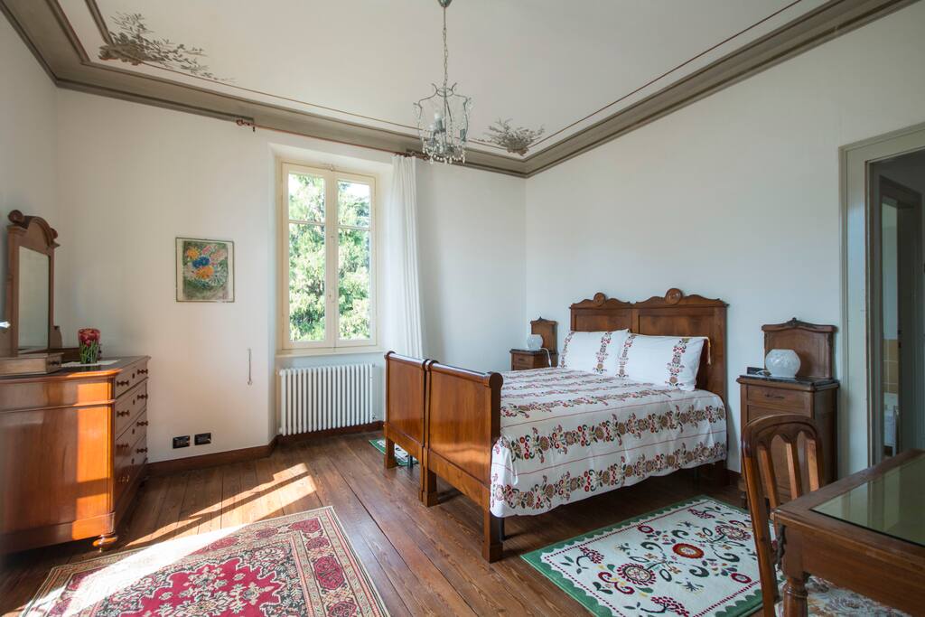 double bedroom#lake view