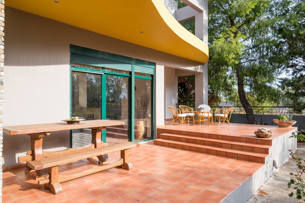 The two front balconys