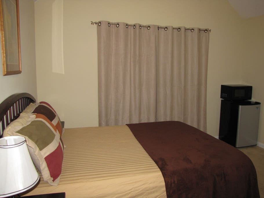 Bedroom - different angle