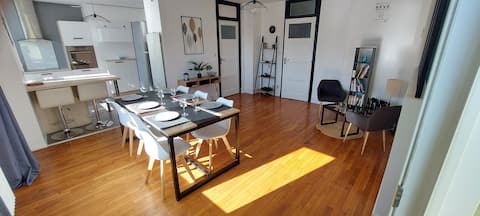 Cozy hyper center T4 with balcony and private garage
