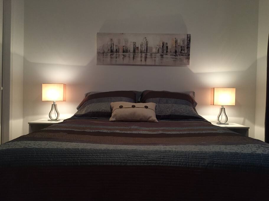 Chambre arrière côté jardin