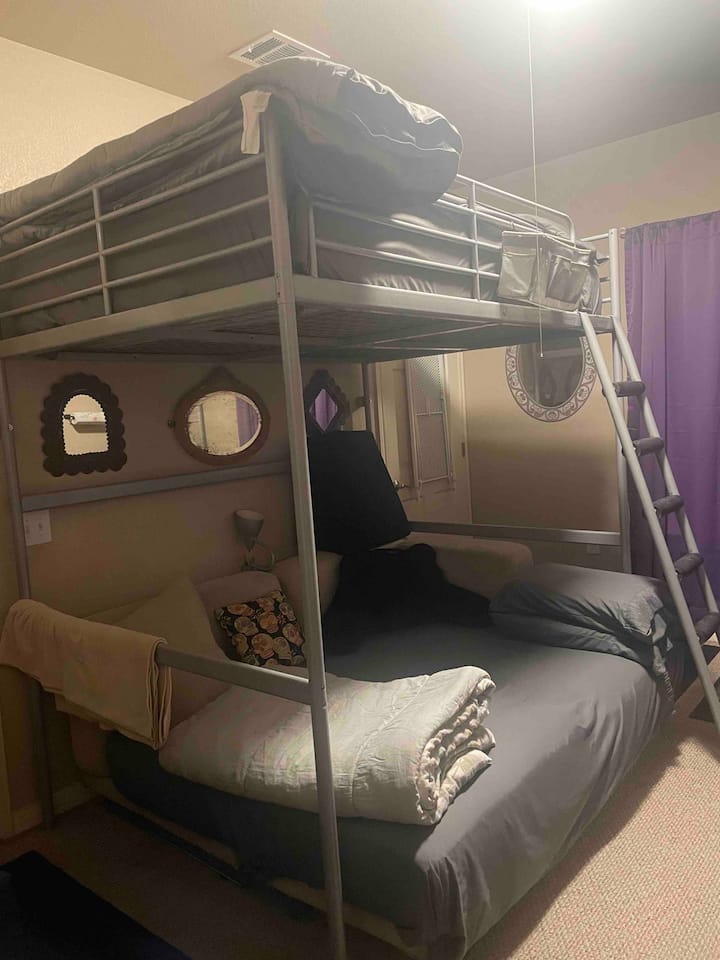 Canapé-lit sous le loft