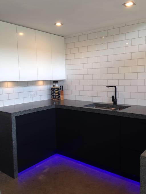 Modern kitchen entertainers dream
