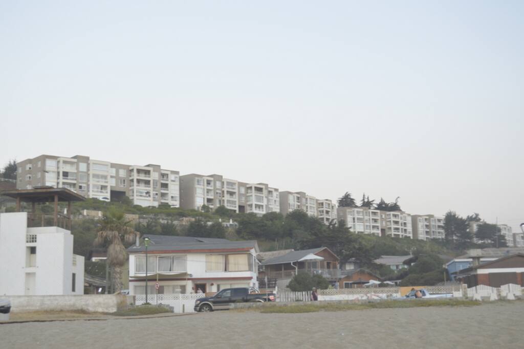 Vista Condominio desde la playa