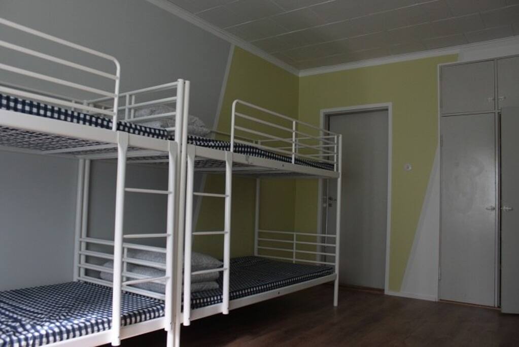 There are three two-tier beds