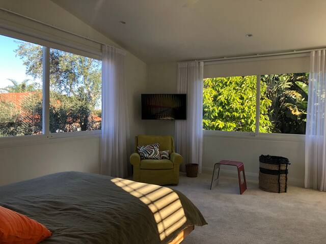 Comfort and style in Coogee/Clovelly by the beach gallery image 5