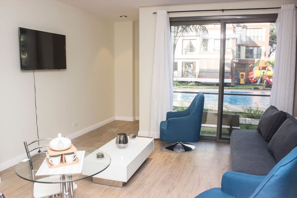 Bed / Living Area