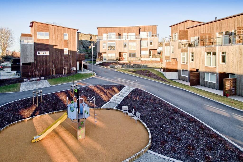 No traffic and a playground just outside the house