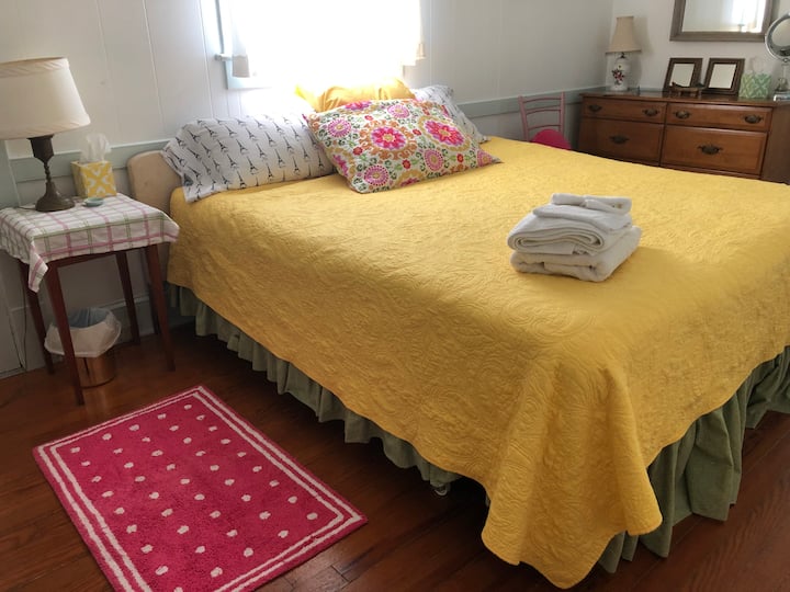 غرفة نوم في الطابق الأول مرة أخرى