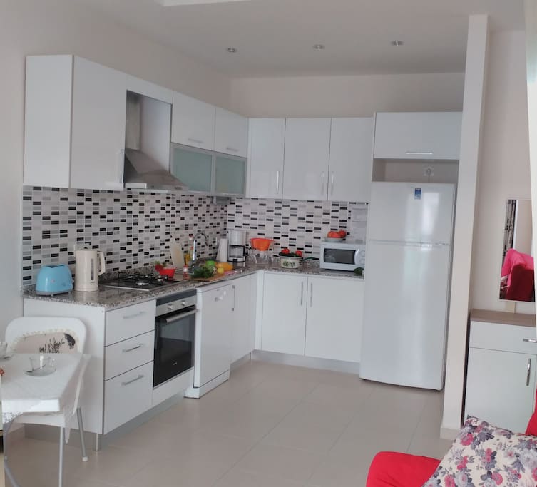 Fully equipped kitchen