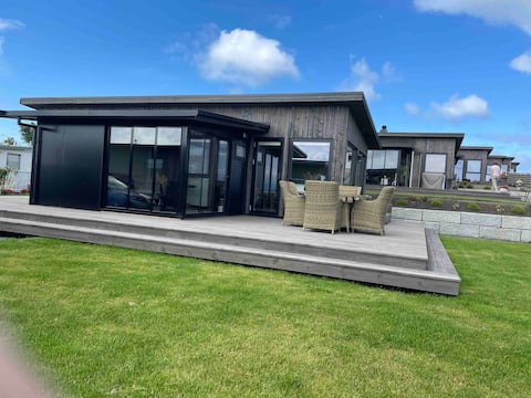 Successful Airbnb property: Beautiful cabin by the sea in Sokn, Stavanger in Tasta