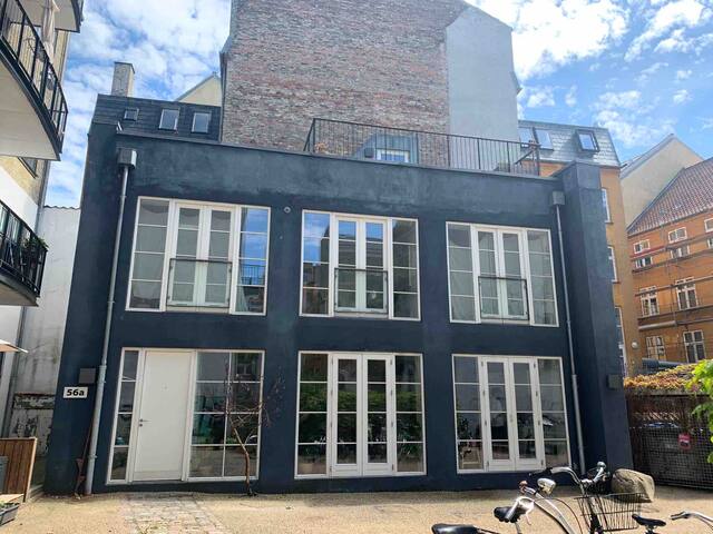 Unique and bright townhouse in Nørrebro gallery image 2
