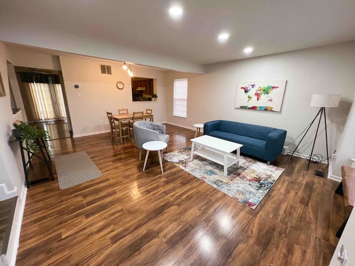 Cozy & Convenient Frederick Townhouse Escape - Frederick