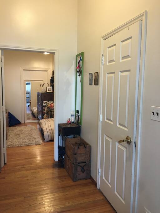 The hall, view to the bedroom