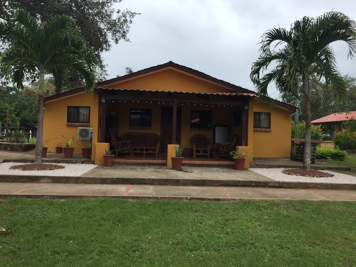 Villa Los Encinos Airbnb