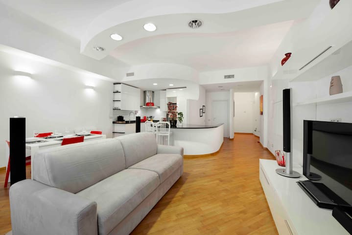 Garage privato gratuito – 600 metri Duomo