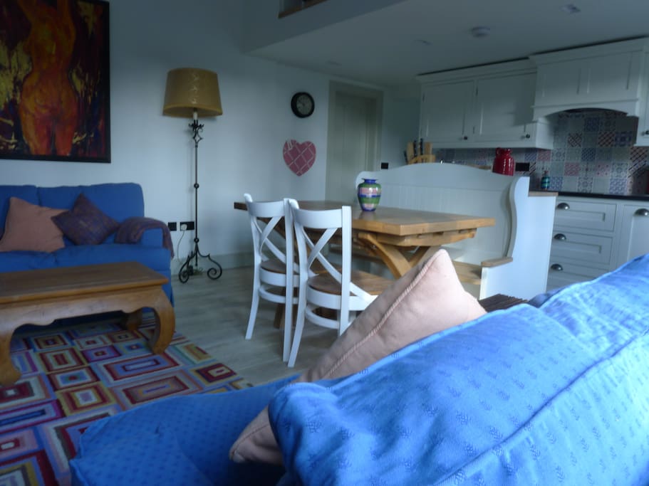 Living dining area