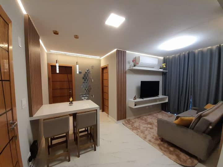 Dhomë ndenjjeje dhe ngrënieje 