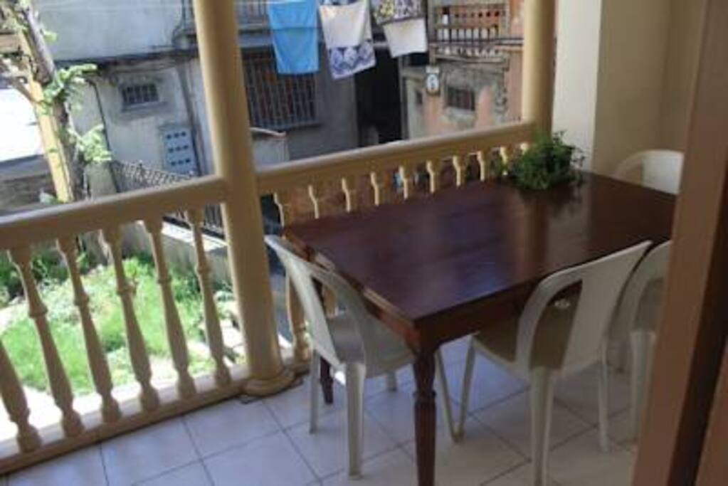 balkon vid na gorod