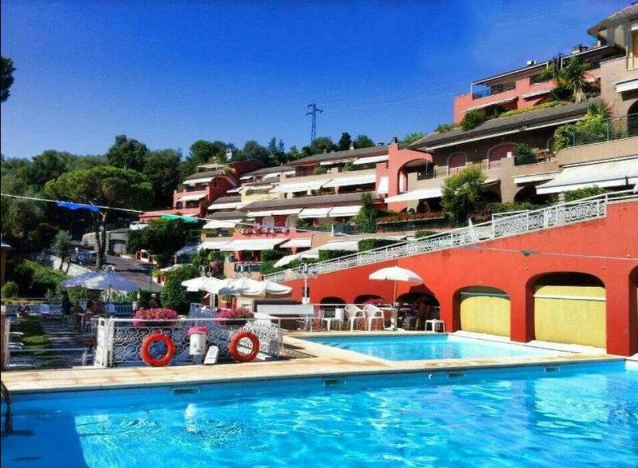 Pool / Piscina